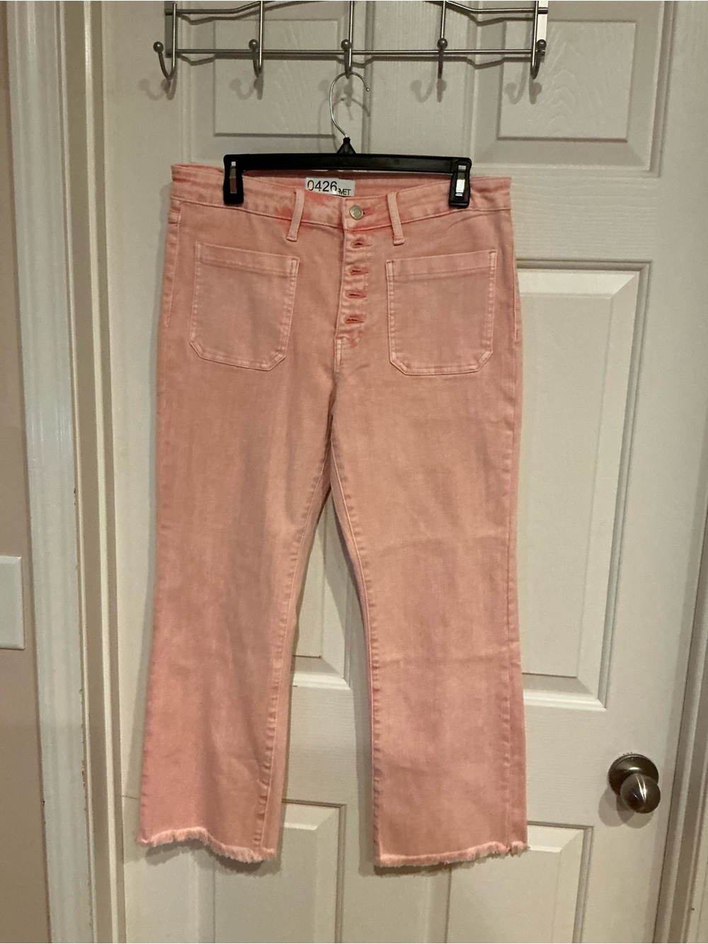 Button-Fly Crop Jeans in Soft Pink